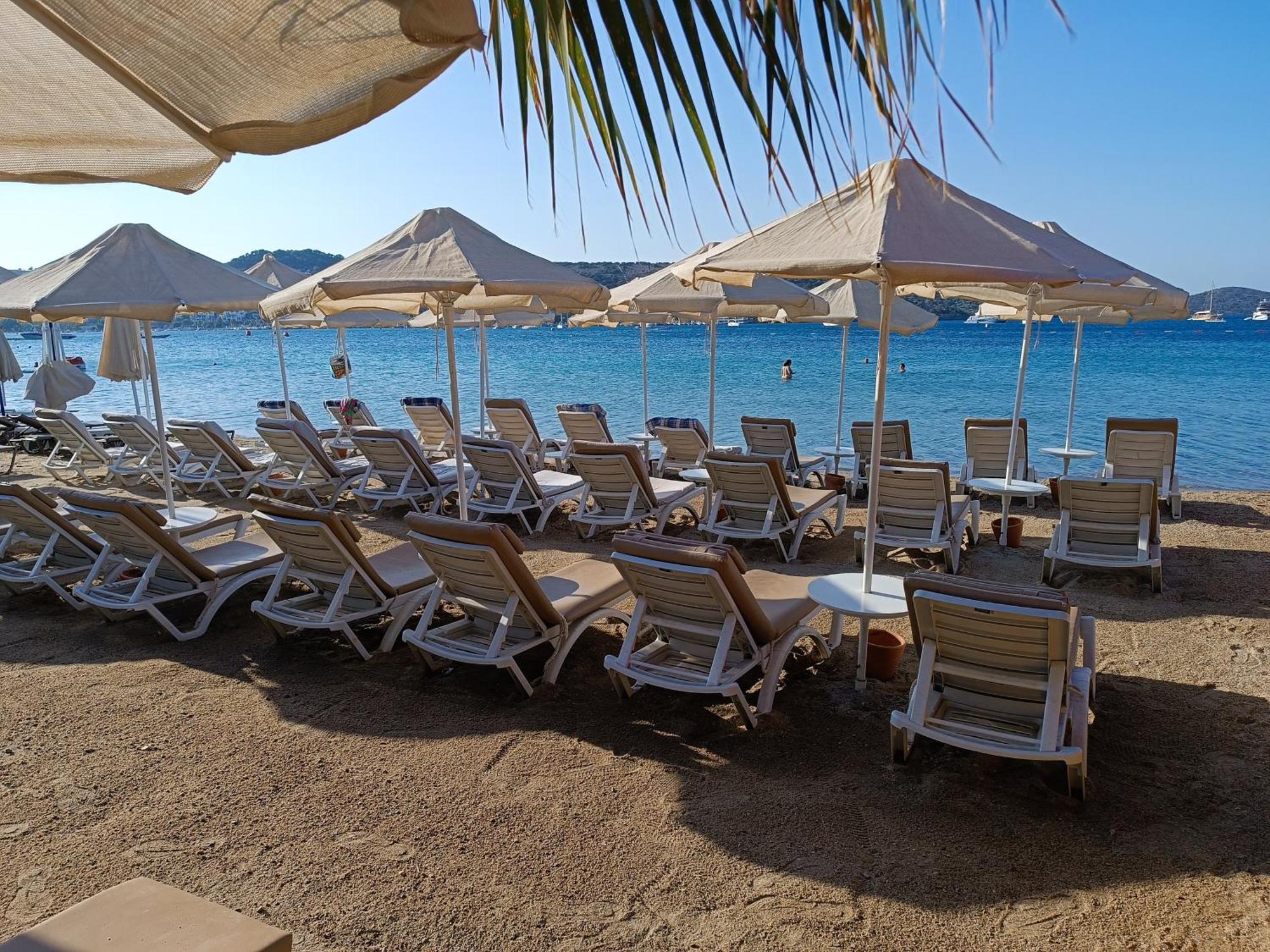 Uzhan Beach Hotel Bitez Ngoại thất bức ảnh