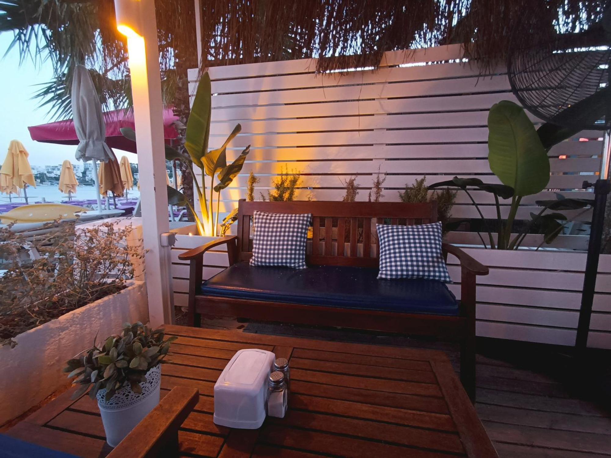 Uzhan Beach Hotel Bitez Ngoại thất bức ảnh